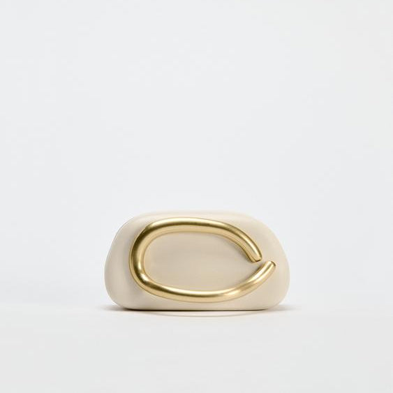 Nara™ Box Clutch – Timeless Elegance with Modern Glamour