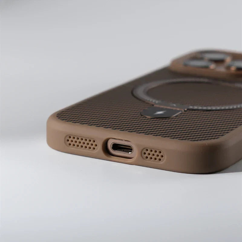 iPhone Case in Carbon Fiber Anti-Impact with MagSafe Charging
