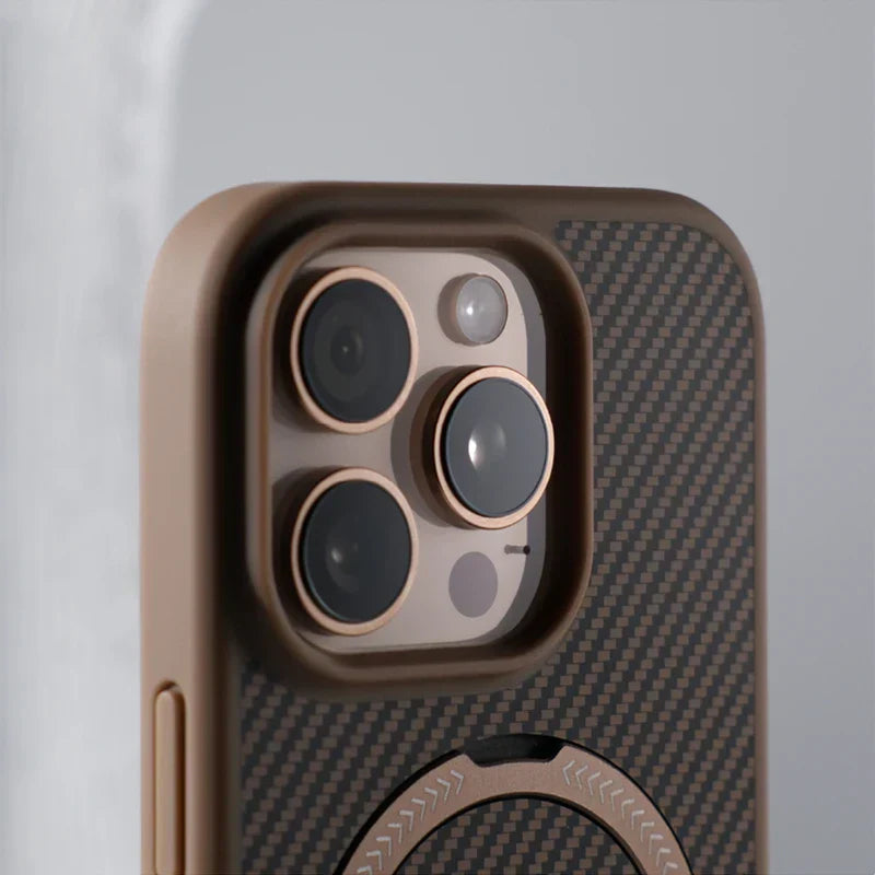 iPhone Case in Carbon Fiber Anti-Impact with MagSafe Charging