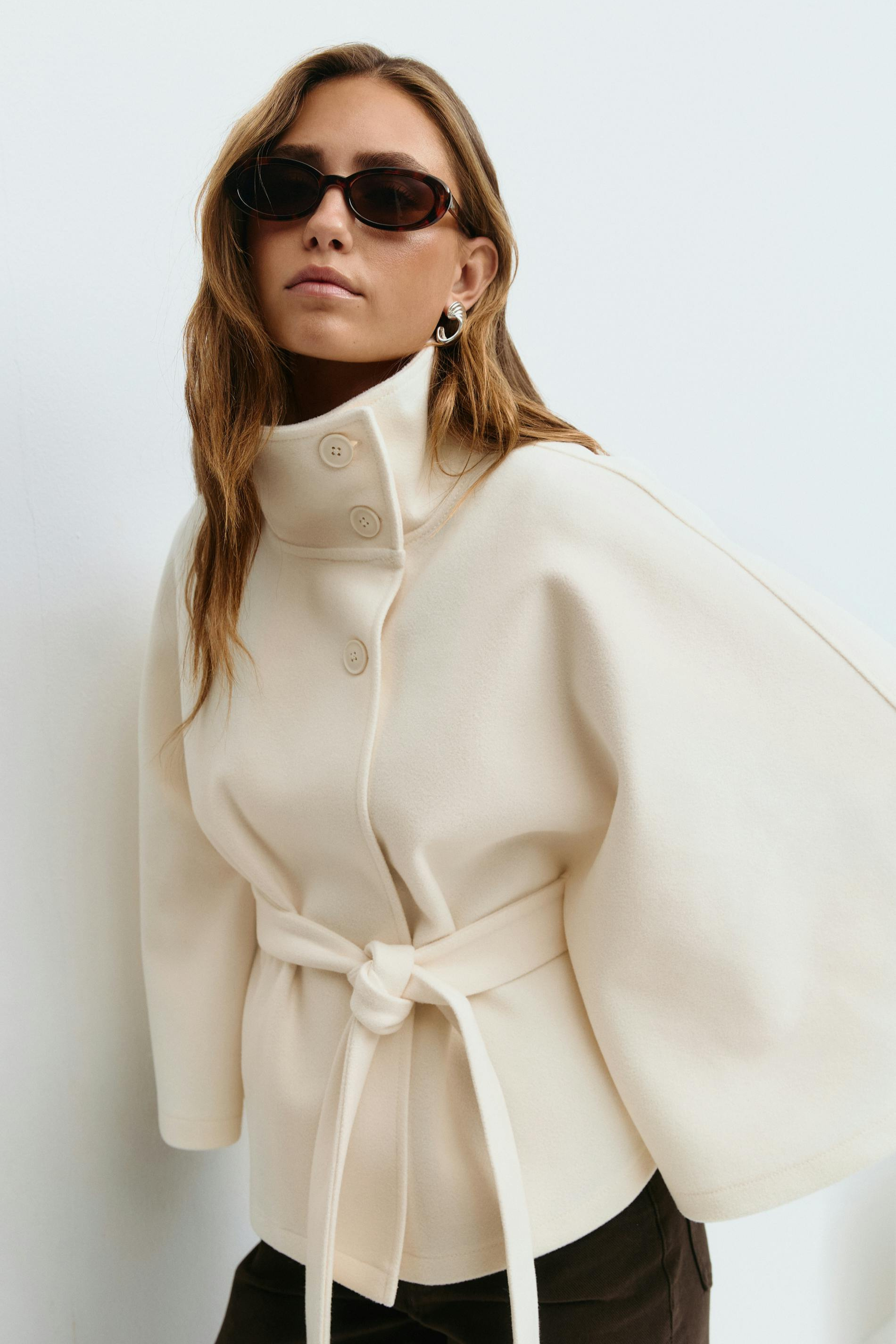 DressCode | Belt Cape Jacket