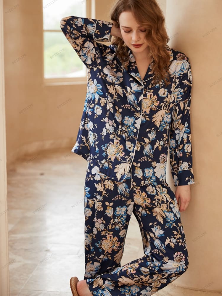Begonia Flower Print Long-Sleeve Pajama Loungewear Set