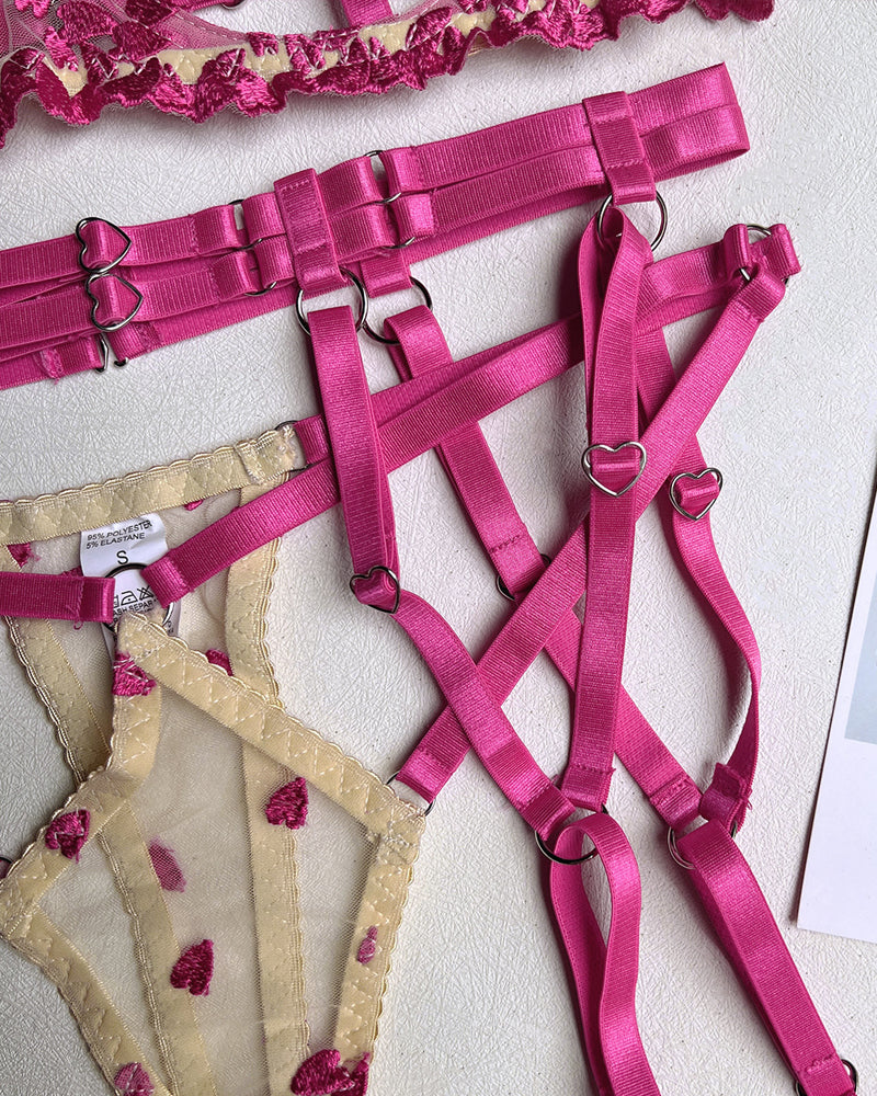 Sexy Floral Lace Two-Color Stitching Heart Decoration Adjustable Strap Design Set