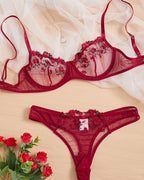 Women's Lace Flower Underwire Sexy Bra Set