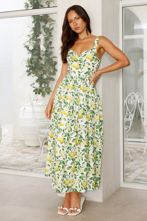 Under The Lemon Tree Midi Dress | Fresh midi with exclusive lemon print