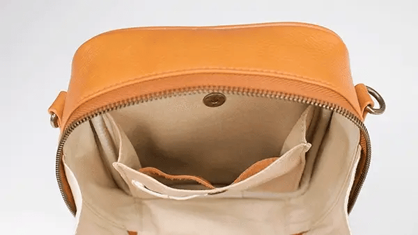 Naya™ Small Crossbody Bag 2.0L – Smart Design Meets Everyday Function