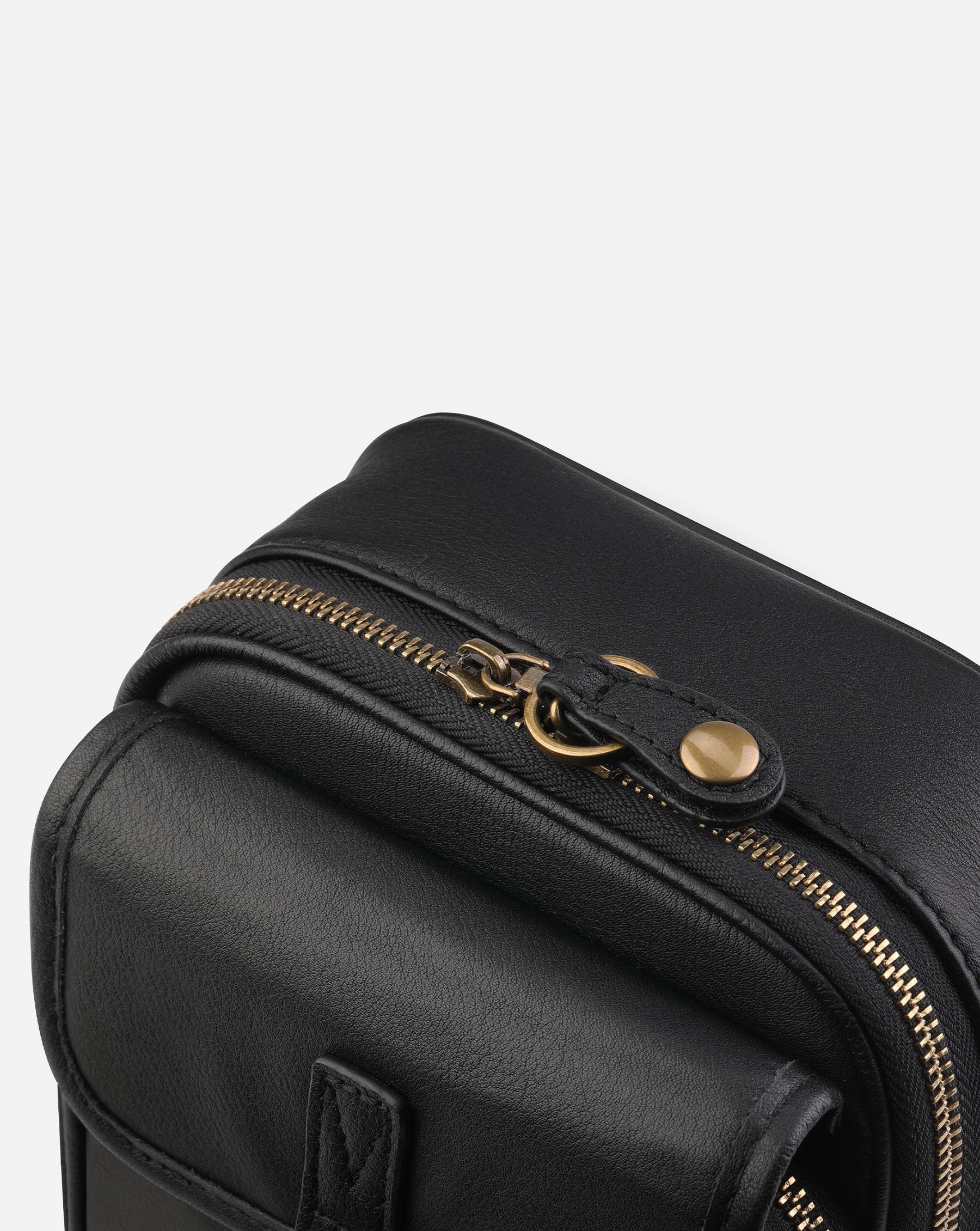 Naya™ Small Crossbody Bag 2.0L – Smart Design Meets Everyday Function