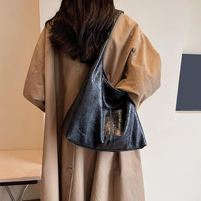 Ava™ Distressed Leather Bag – Spacious Elegance with Everyday Functionality