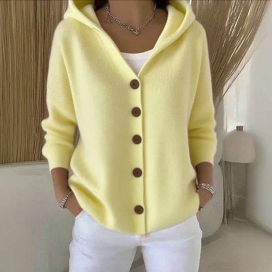 Nylah | Strickjacke mit Kapuze und Knöpfen