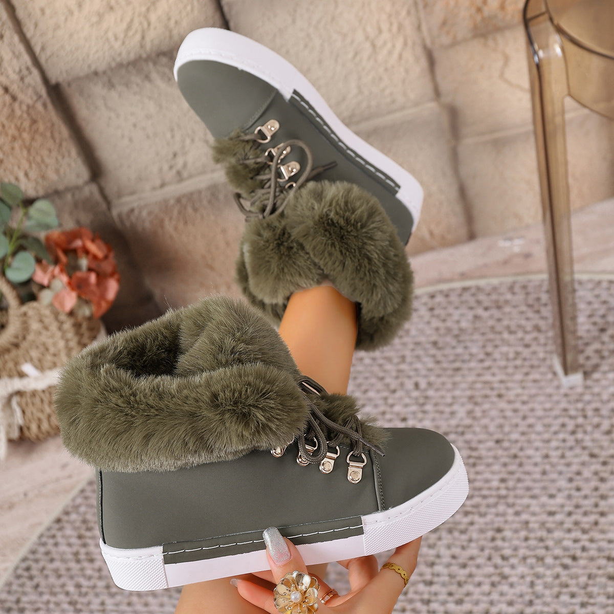 Everest Elite Winter Boots – Faux Fur Lined Platform Lace-Up Snow Boots