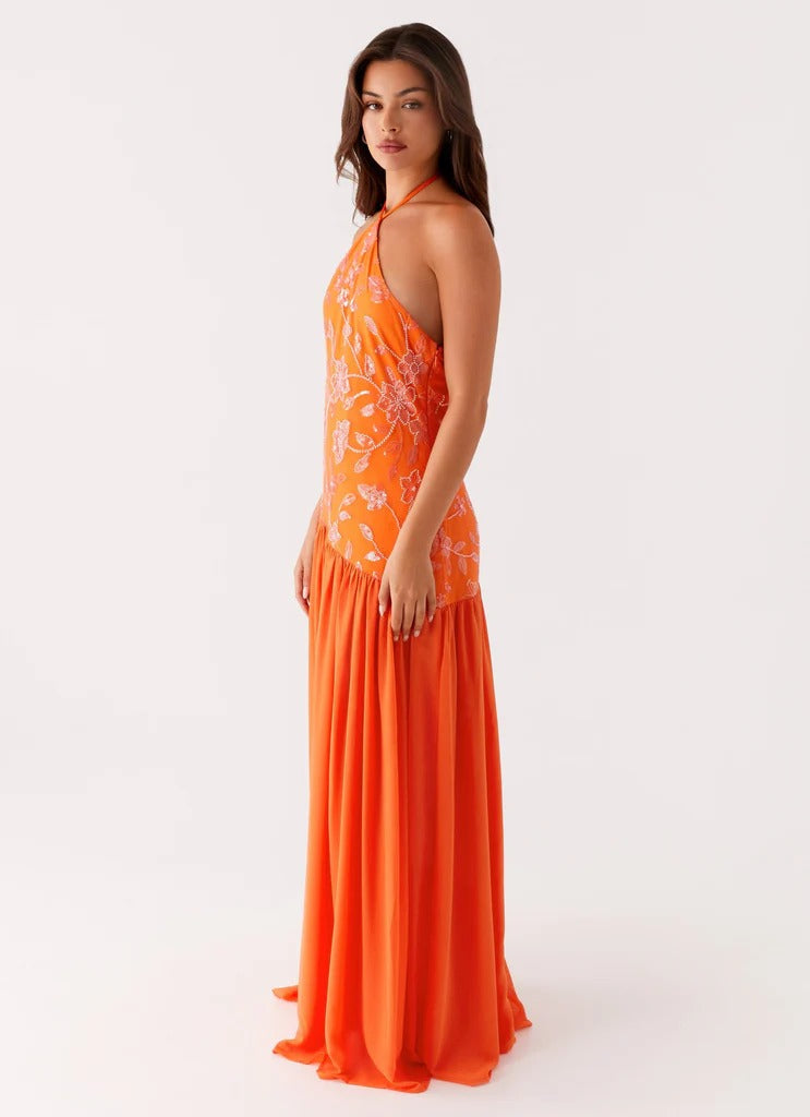 Isla Belle – Elegant Halter Split Dress
