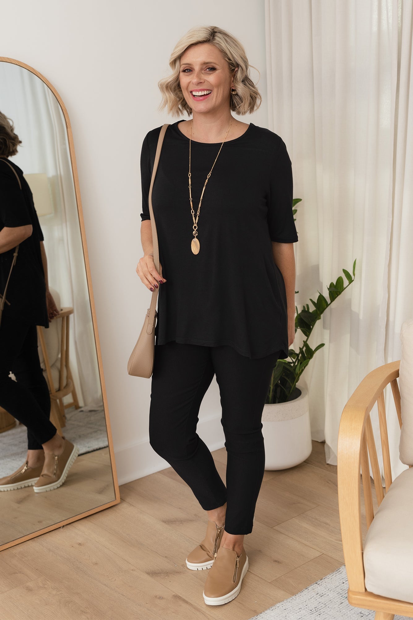 Maya Black Half Sleeve Tee