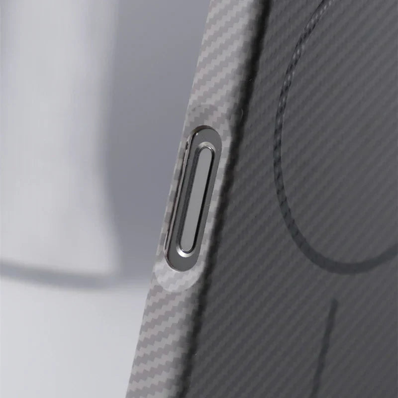 Textured Carbon Fiber iPhone Case with MagSafe Charging