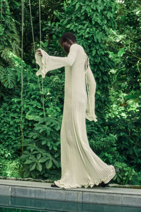 Clara Ruffle Long Sleeve Knit Maxi Dress – Cozy Elegance for Any Occasion