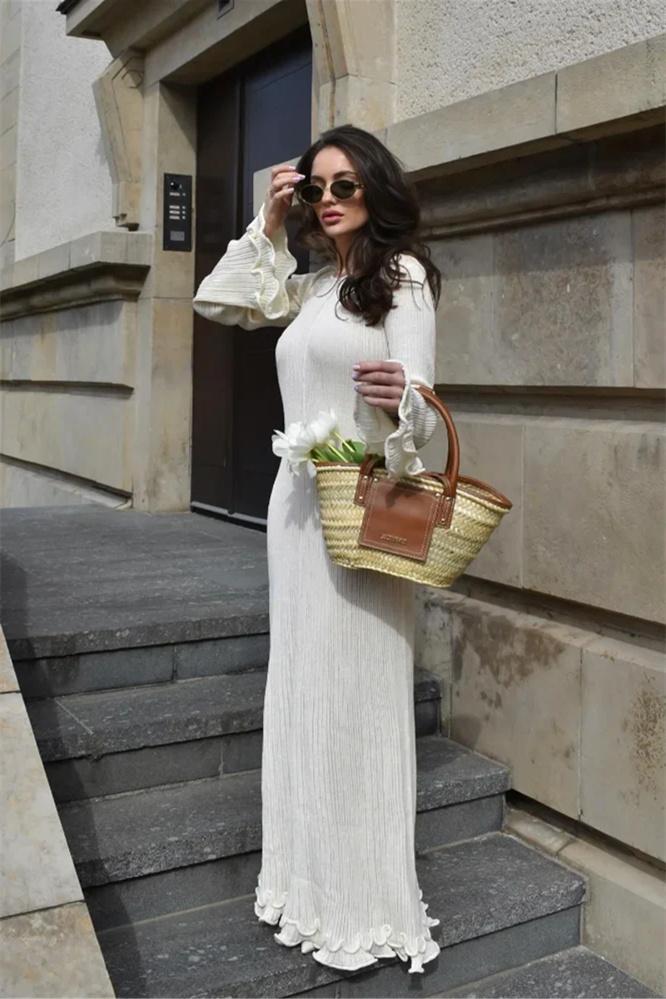 Clara Ruffle Long Sleeve Knit Maxi Dress – Cozy Elegance for Any Occasion