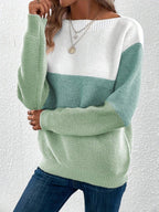 Clara – Elegant sweater with patchwork in three colors