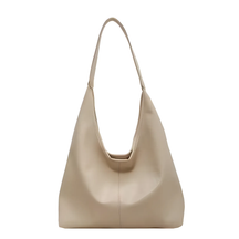 Ava™ Distressed Leather Bag – Spacious Elegance with Everyday Functionality