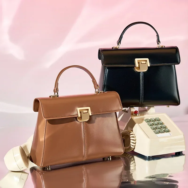 Amara Bag – Versatile Elegance with Everyday Practicality
